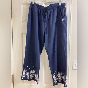 West Indies Wear Capris Pants with Embroidered Pineapples. Size L